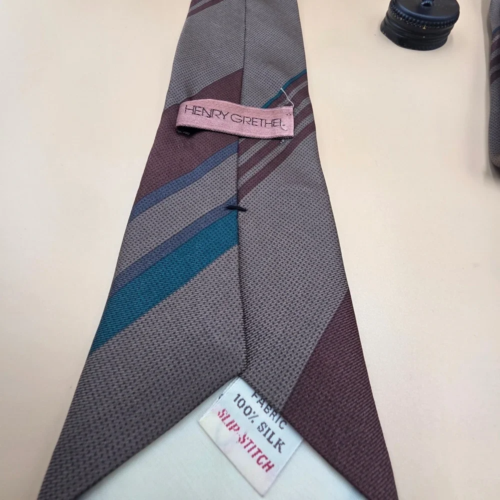 Henry Grethel Mens Silk Tie Grey Burgundy Teal Diagonal Stripe Textured 3.75